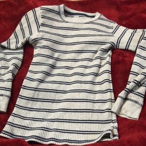 Gymboree Grey and Navy Blue thermal Shirt Boys size 8